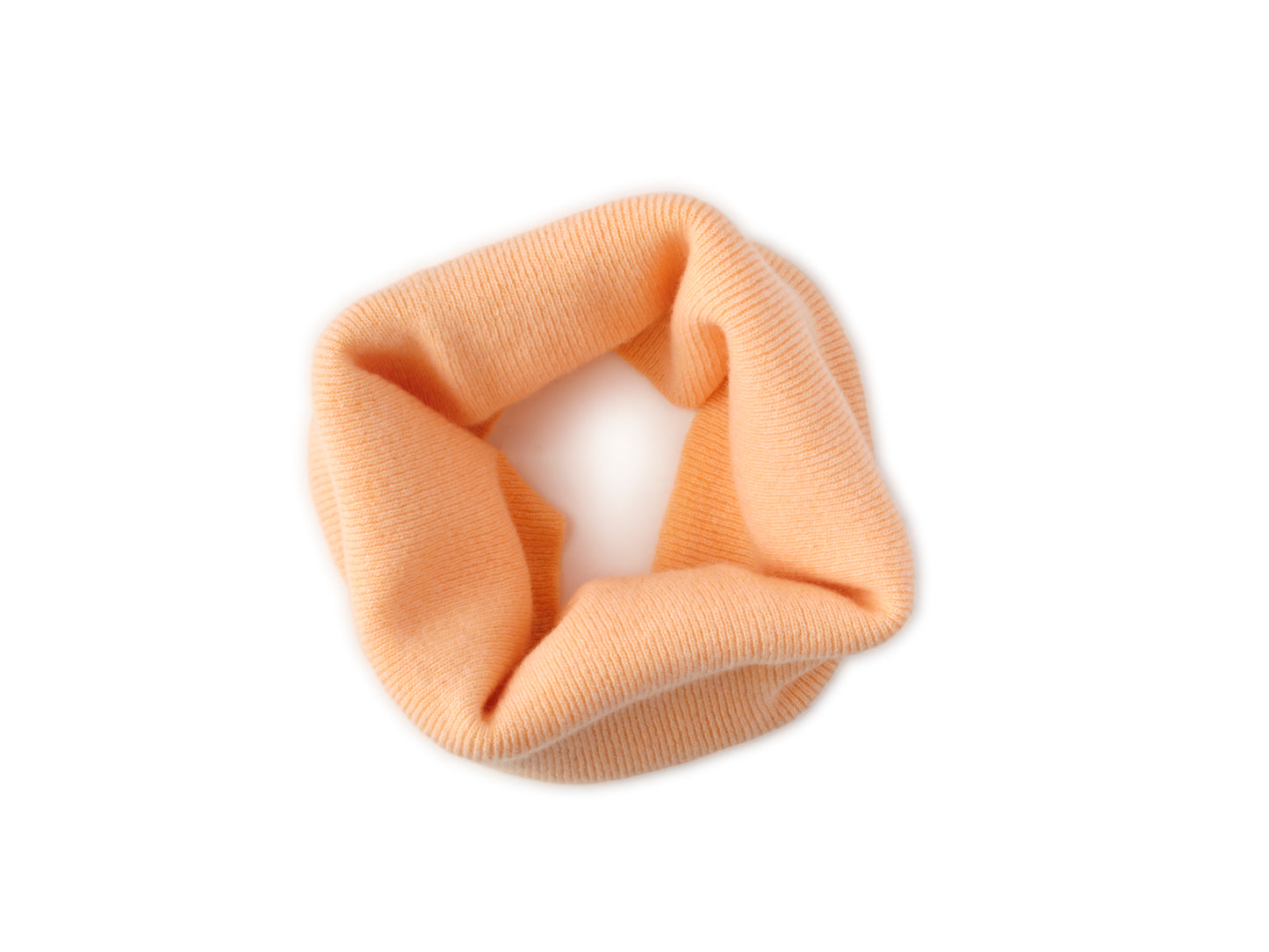 Luss Neckwarmer - Orange Cream